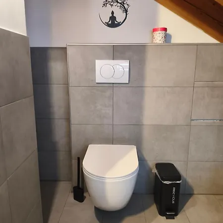 Burgzauber Nahe Weltlaengste Burg Zentral 24h Check In Apartman Burghausen